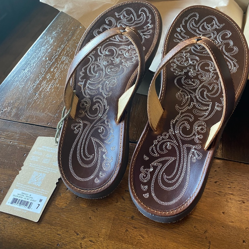 Olukai leather sandals new color natural
